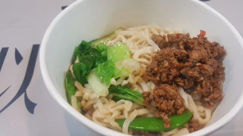 三津製麵 台南住宿推薦 台南火車站住宿