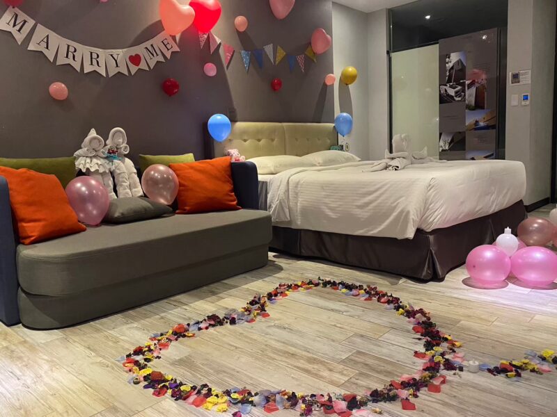 三道門建築文創旅店 私人管家浪漫服務 情人節驚喜客製佈置