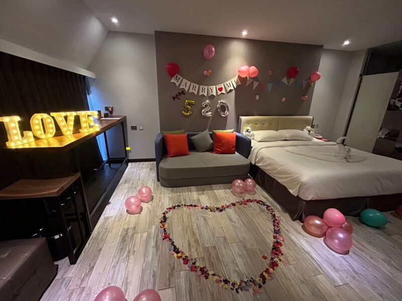 三道門建築文創旅店 私人管家浪漫服務 情人節驚喜客製佈置